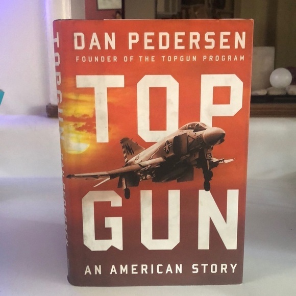 Top Gun: An American Story Book (Pre-Owned) - Picture 1 of 5